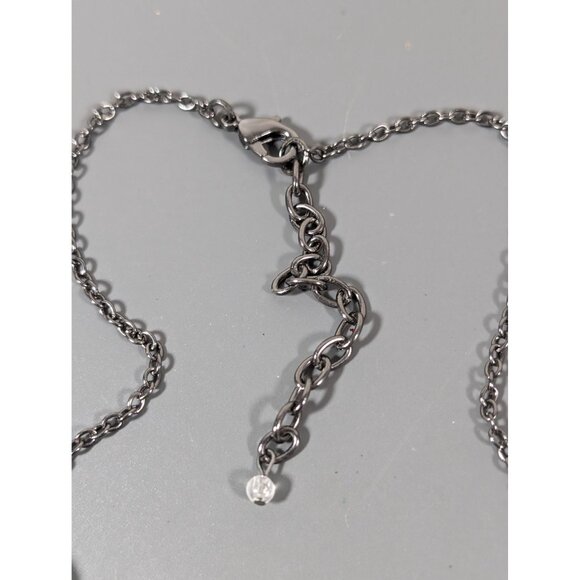 Napier Black Teardrop Oval Y-Drop Elegant Necklace Gray Metallic Gothic 19" - Picture 5 of 8